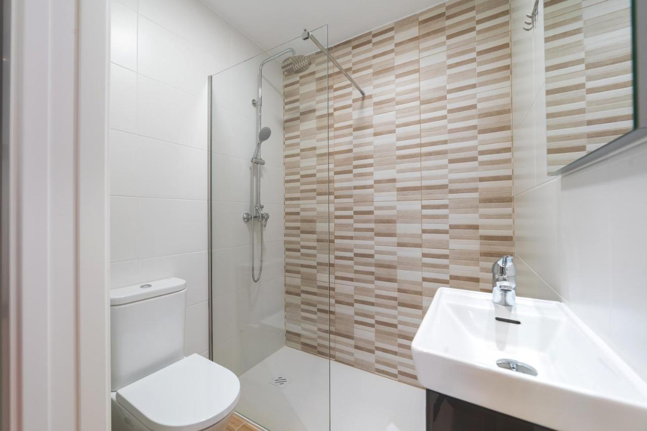 Ultreia Seven Rooms By Adelolo ซานติอาโก เด กอมโปสเตลา ภายนอก รูปภาพ