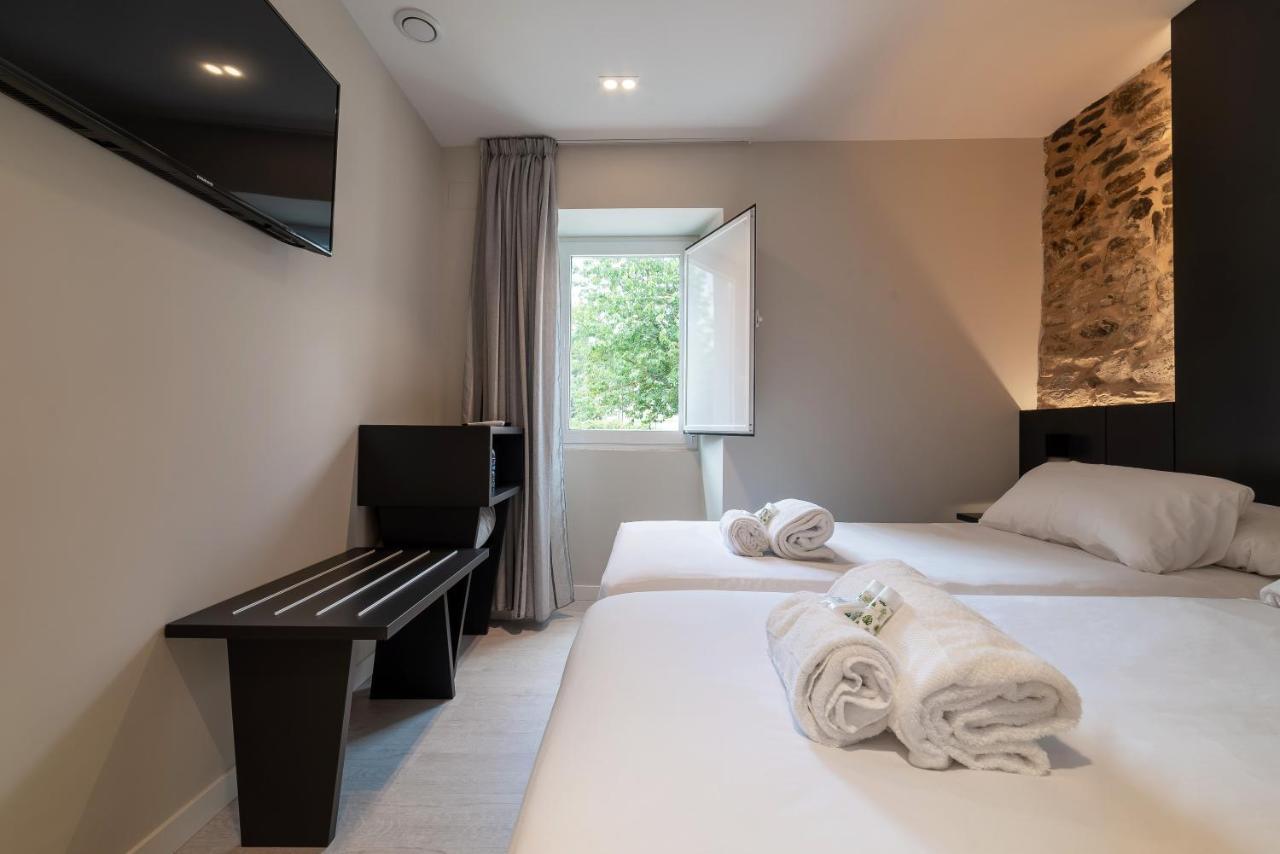 Ultreia Seven Rooms By Adelolo ซานติอาโก เด กอมโปสเตลา ภายนอก รูปภาพ