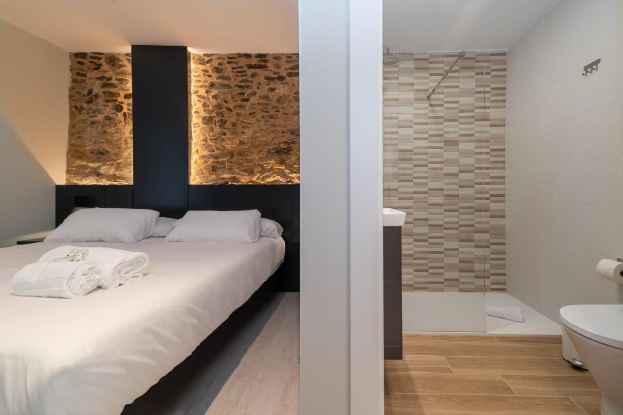Ultreia Seven Rooms By Adelolo ซานติอาโก เด กอมโปสเตลา ภายนอก รูปภาพ