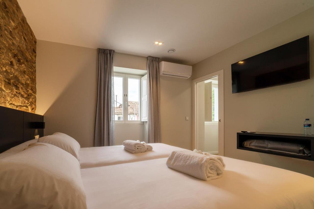 Ultreia Seven Rooms By Adelolo ซานติอาโก เด กอมโปสเตลา ภายนอก รูปภาพ